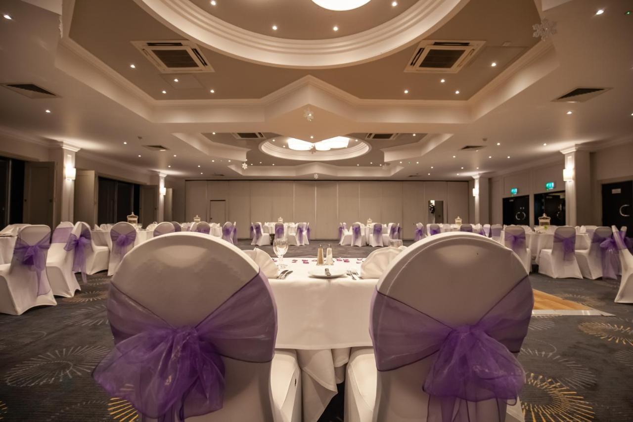 Mercure Bedford Centre Hotel Экстерьер фото